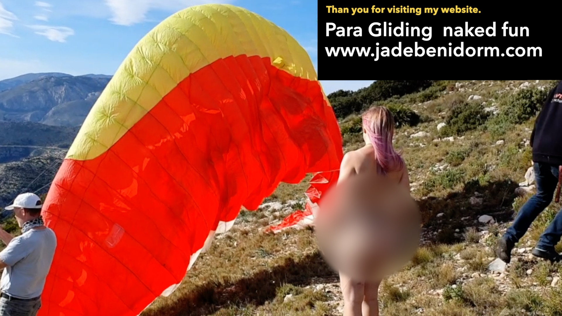 Para Gliding NAKED was so fun.